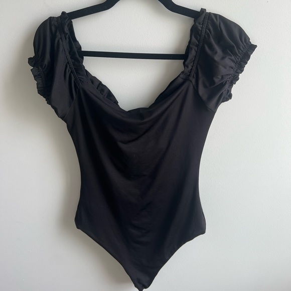 Princess Polly Medina Bodysuit - Picture 2 of 4